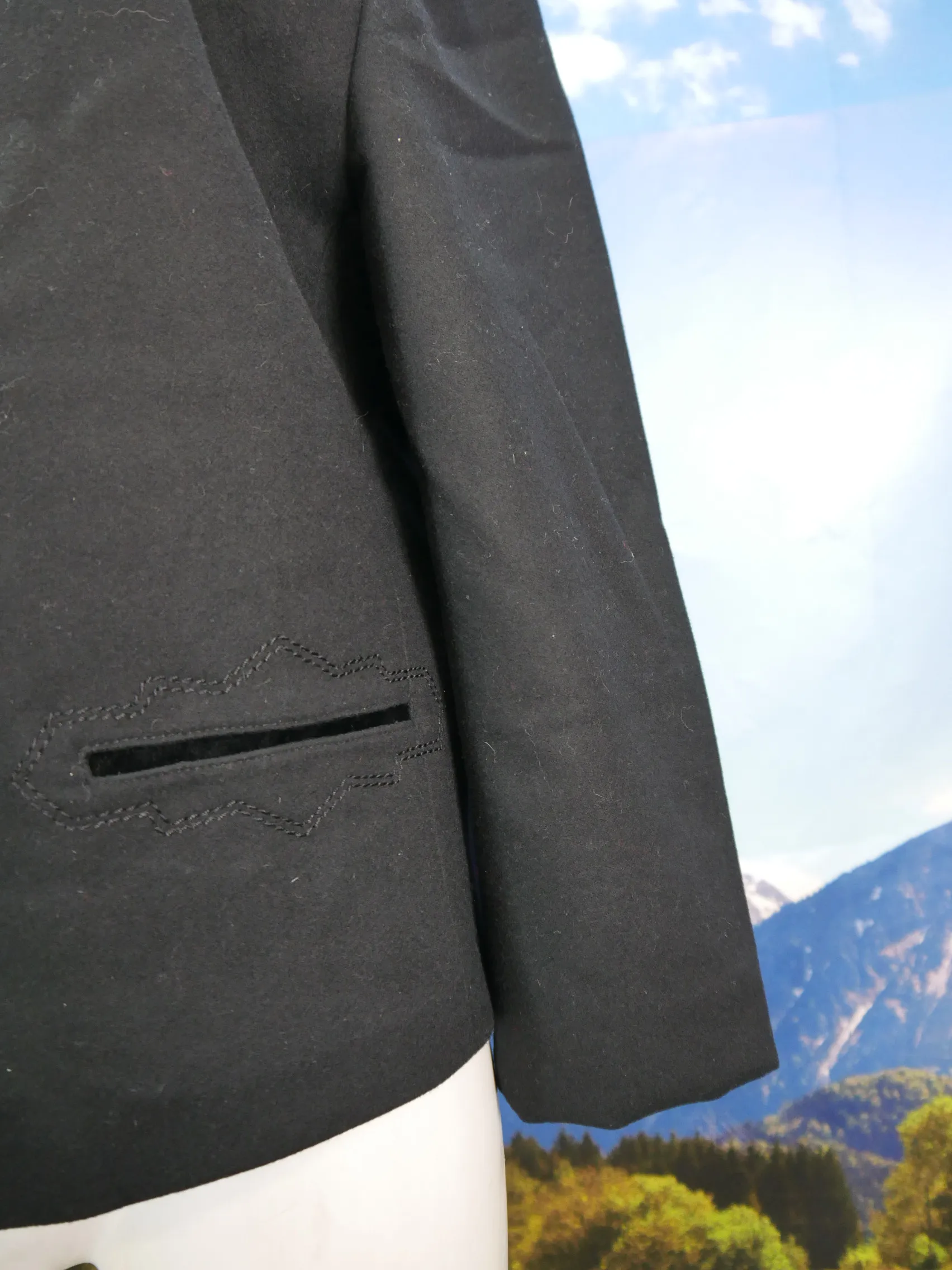 Basler schwarz Loden mit Samtschleife wunderschöne Trachtenjacke Jacke Gr.46