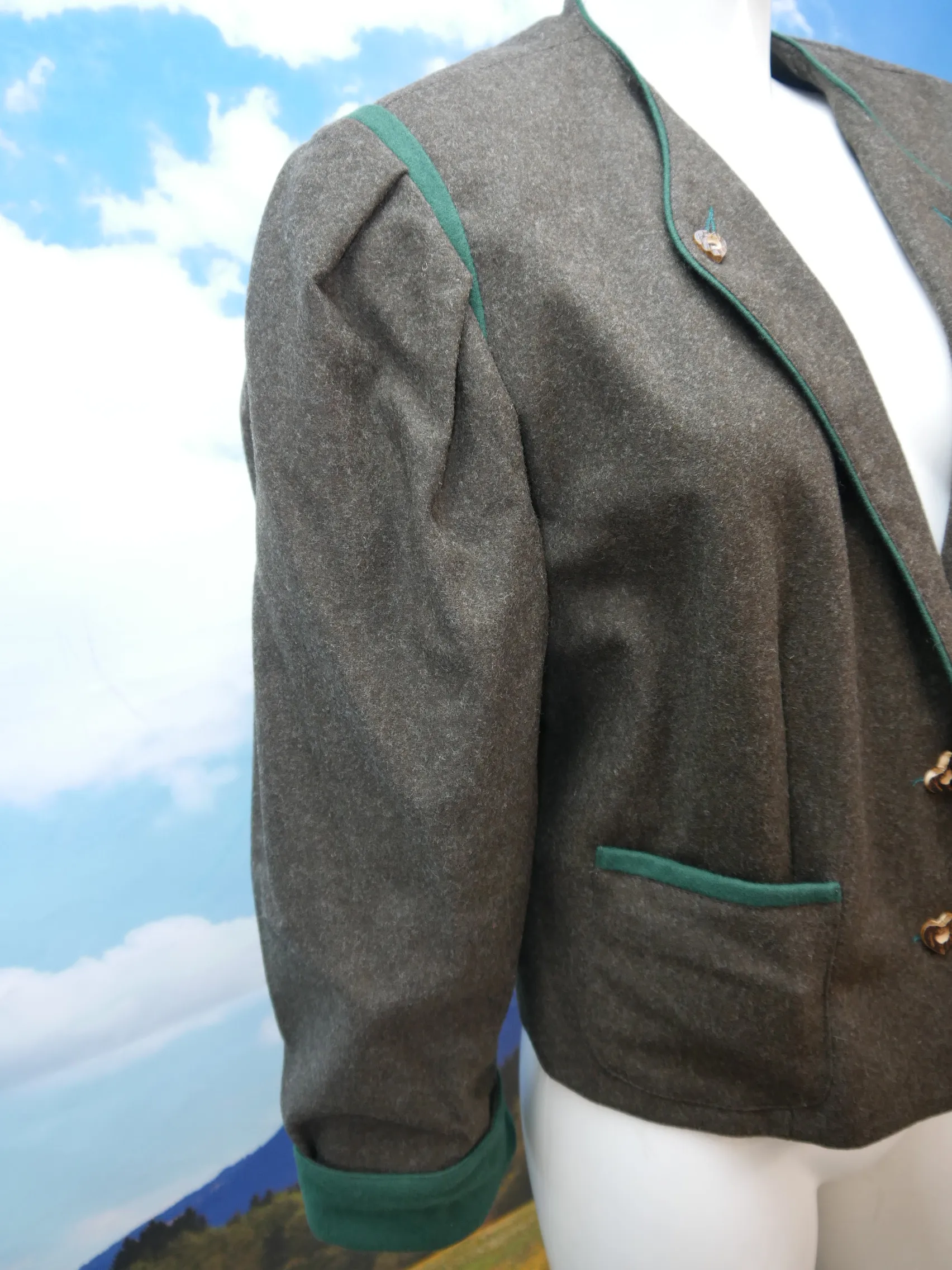 Peter Hahn neuwertig braun Loden mit Revers großartige Trachtenjacke Jacke Gr.42